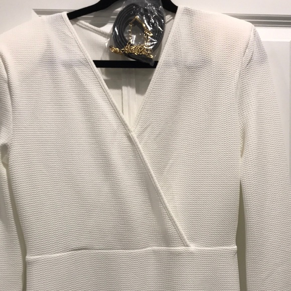 White Sheath Midi Dress with long Sleeves and V-Neck - Picture 6 of 6